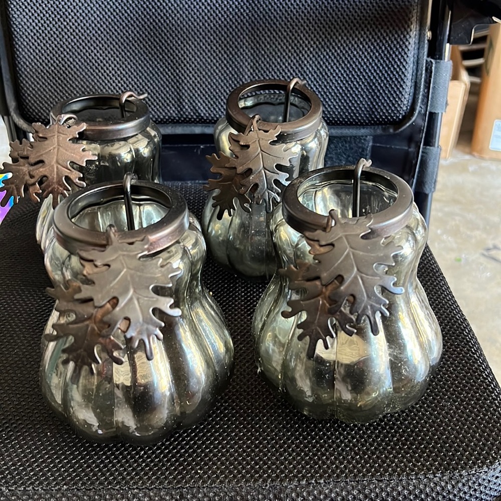 Candle holder